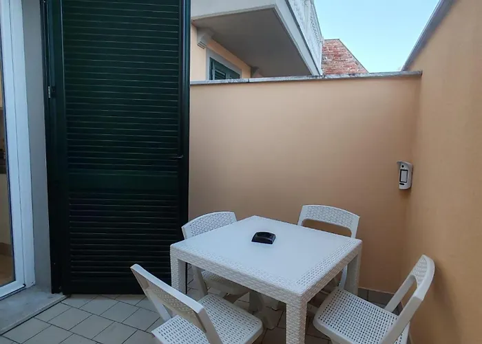 度假居 Ondina In Versilia *