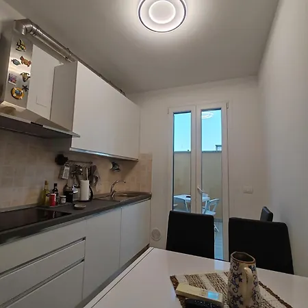 Ondina In Versilia * Viareggio