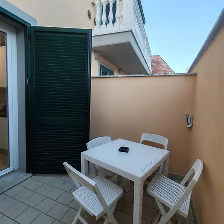 Ondina In Versilia Semesterbostad