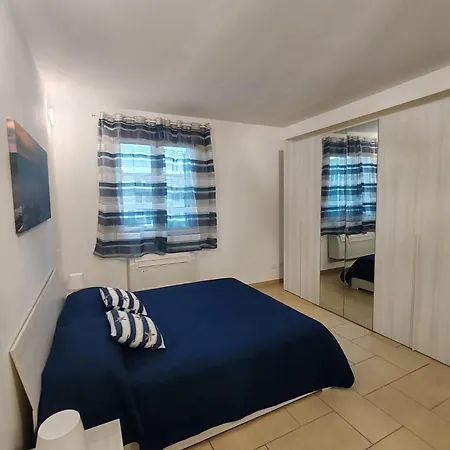 Ondina In Versilia Виареджо